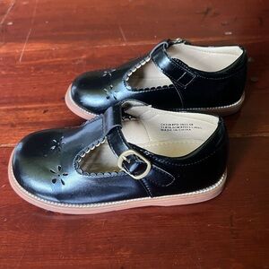 Black patent leather Maryjane dress shoe toddler girl size 11